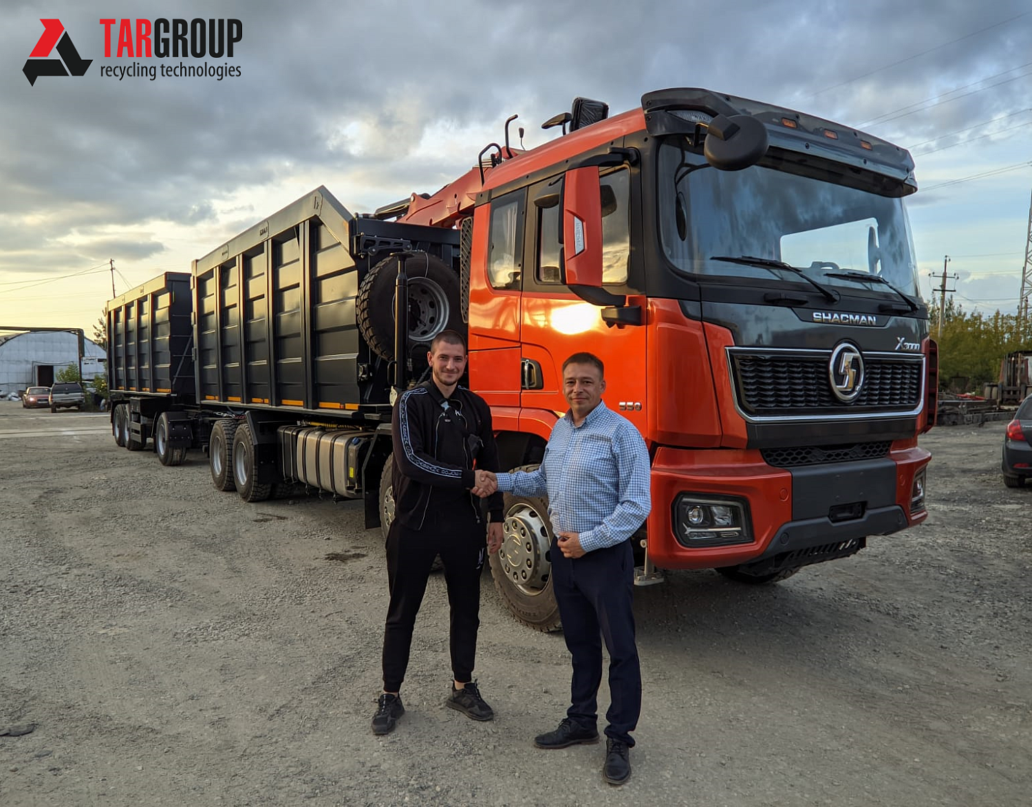 Ломовоз SHACMAN X3000 с манипулятором ПАЛФИНГЕР ВМ10-86